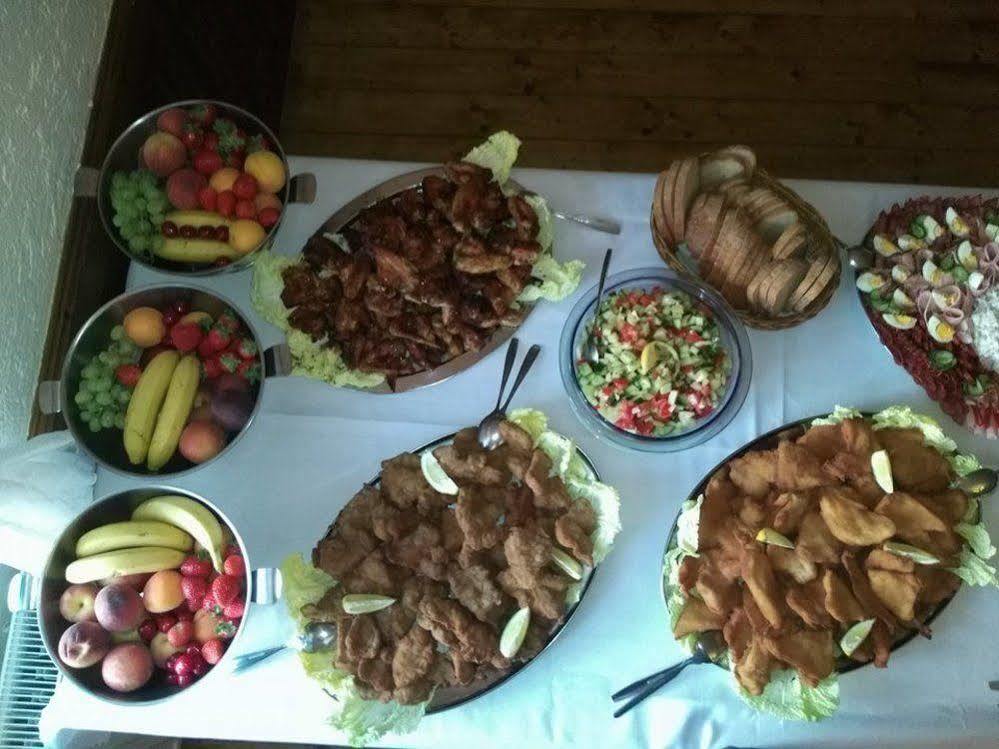 Hanacky Dvur Ołomuniec Zewnętrze zdjęcie
